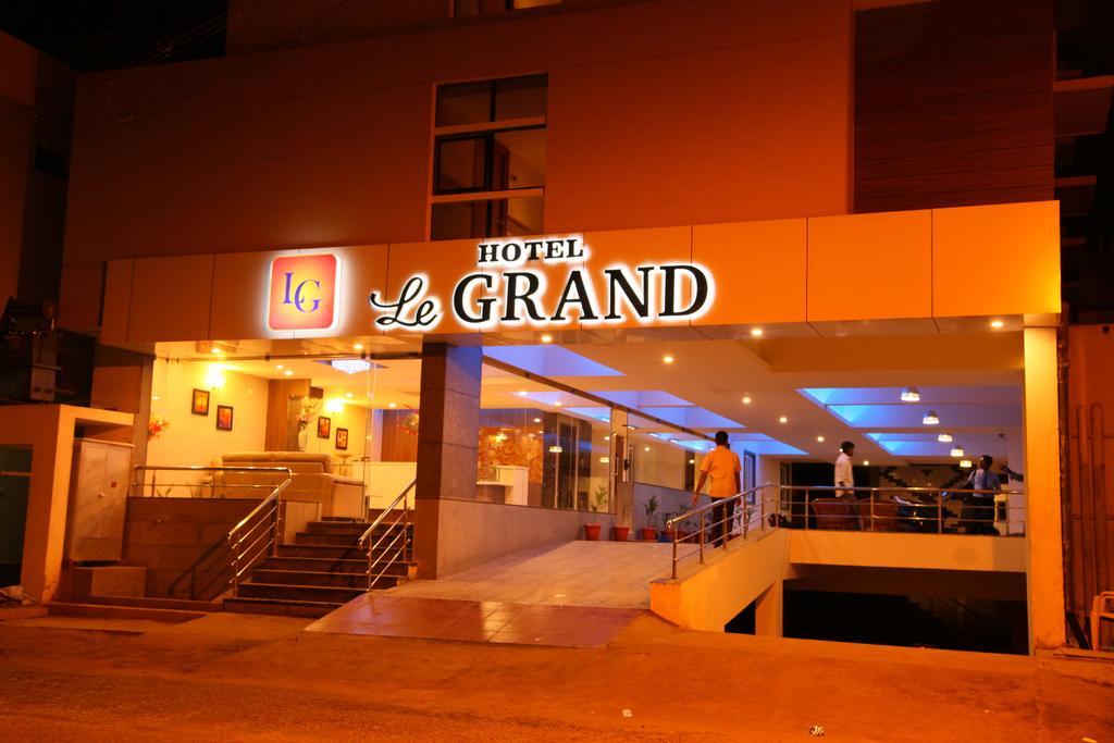 Hotel Le Grand Coimbatore Dış mekan fotoğraf